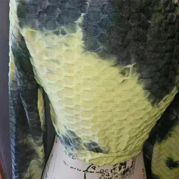 Special One Athletic Long Sleeve Top Size M - Picture 8 of 11